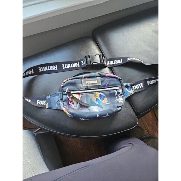 FORTNITE Multiplier Waist Pack NEW Rare - Picture 10 of 11